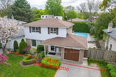 85 Clansman Boulevard, Toronto, ON M2H 1X7