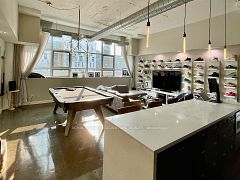155 Dalhousie Street 655, Toronto, ON M5B 2P7