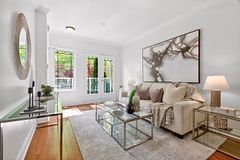 70 Byng Avenue 4, Toronto, ON M2N 7L9