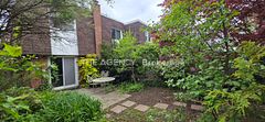 69 Silas Hill Drive Upper, Toronto, ON M2J 2X8