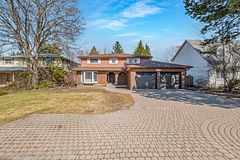 3161 Bayview Avenue, Toronto, ON M2K 1G2
