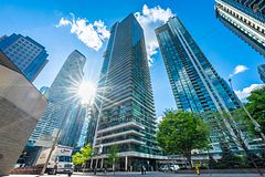 18 harbour Street 703, Toronto, ON M5J 2Z6