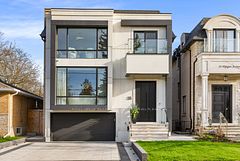35 Nipigon Avenue, Toronto, ON M2M 2V7