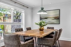 40 Snowshoe Mill Way, Toronto, ON M2L 1T5
