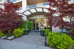 195 Merton Street 212, Toronto, ON M4S 3H6