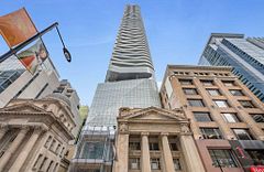 197 Yonge Street 1304, Toronto, ON M5B 1M4