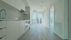 82 Dalhousie Street 4006, Toronto, ON M5B 1Y7