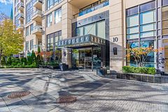 10 Delisle Avenue 327, Toronto, ON M4V 3C6
