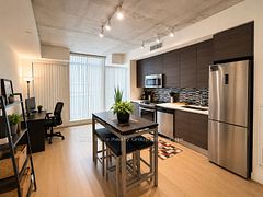 111 Bathurst Street 426, Toronto, ON M5V 2R1