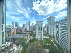 25 Maitland Street 1502, Toronto, ON M4Y 2W1