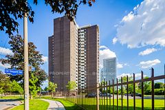 5 Old Sheppard Avenue 1003, Toronto, ON M2J 4K3