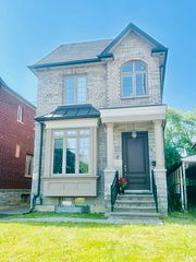 183 Finch Avenue E, Toronto, ON M2N 4R8
