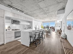 130 Rusholme Road 406, Toronto, ON M6H 1A7