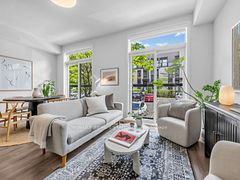 51 Florence Street TH11, Toronto, ON M6K 0C5