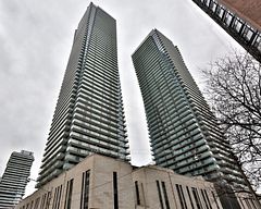 65 St. Mary Street 1611, Toronto, ON M5S 0A6