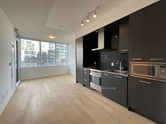 120 Bayview Avenue N706, Toronto, ON M5A 0G4