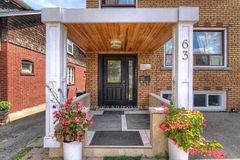 63 Earlsdale Avenue 3, Toronto, ON M6C 1L2