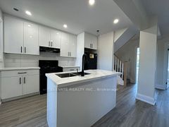 624 Christie Street 2, Toronto, ON M6G 3E5