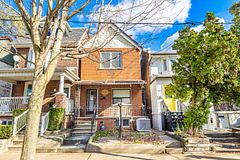 171 Christie Street Top Floor, Toronto, ON M6G 3B3