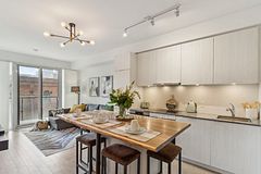 158 Front Street E 325, Toronto, ON M5A 0K9