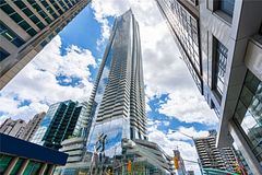 1 Bloor Street E 1809, Toronto, ON M4W 0A8