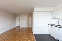 276 St George Street 709, Toronto, ON M5R 2P6