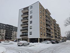 57 Parkwoods Village Drive 707, Toronto, ON M3A 2X3