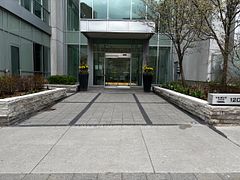 120 Homewood Avenue 2805, Toronto, ON M4Y 2J3