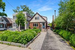 142 Divadale Drive, Toronto, ON M4G 2P4