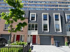 48 Granby Street 6, Toronto, ON M5B 2J5