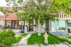 177 Bellwoods Avenue, Toronto, ON M6J 2P8
