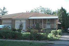 73 Regatta Crescent Lower, Toronto, ON M2R 2X7