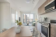 223 Redpath Avenue 706, Toronto, ON M4P 0E8