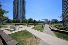 275 Yorkland Road 910, Toronto, ON M2J 0B4