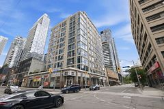 8 Wellesley Street E 802, Toronto, ON M4Y 3B2