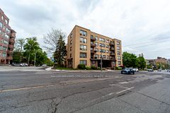 740 Eglinton Avenue W 205, Toronto, ON M5N 1C4