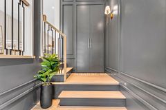 105 Rumsey Road, Toronto, ON M4G 1P1