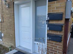 59 Garthdale Court Main, Toronto, ON M3H 5P7
