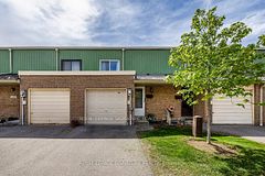 106 Thorny Vineway, Toronto, ON M2J 4J5