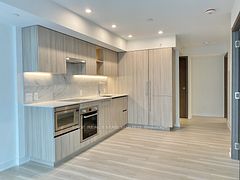 17 Bathurst Street 801, Toronto, ON M5V 0N1