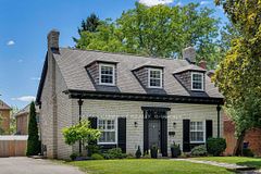 52 Angus Drive, Toronto, ON M2J 2X1