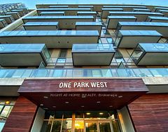 260 Sackville Street 510, Toronto, ON M5A 0B3