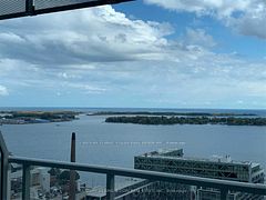 28 Freeland Street 2702, Toronto, ON M5E 0E3
