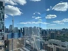 488 University Avenue 2110, Toronto, ON M5G 0C1