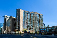 1055 Bay Street 407, Toronto, ON M5S 3A3