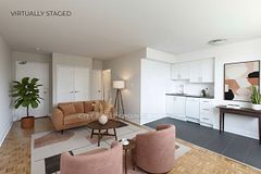 276 St George Street 804, Toronto, ON M5R 2P6