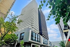 20 Edward Street 616, Toronto, ON M5G 0C5