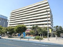 60 Tannery Road 905, Toronto, ON M5A 0S8