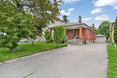 61 Abitibi Avenue, Toronto, ON M2M 2V3