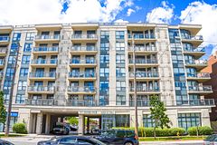 872 Sheppard Avenue W 308, Toronto, ON M3H 2T5